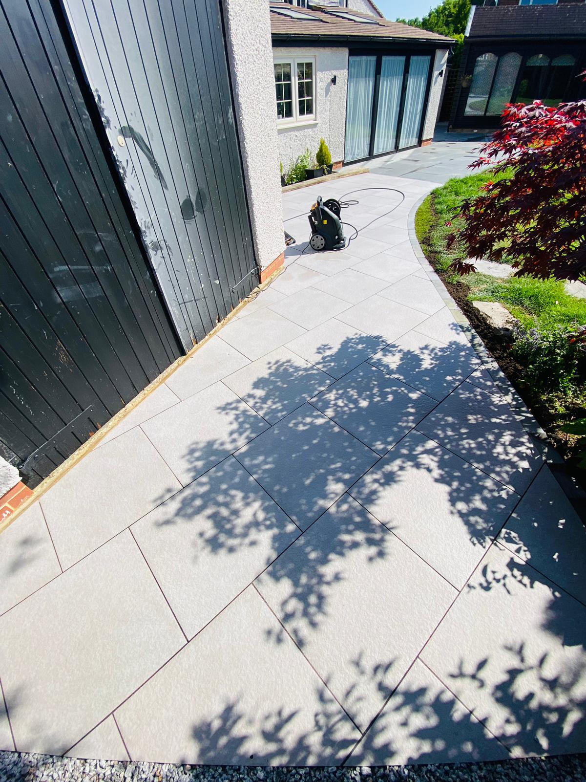 Patio with planting borders